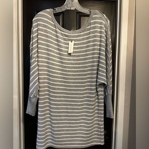 NWT | Michael Stars 3/4 sleeve top | Gray & White Stripes | Size Large